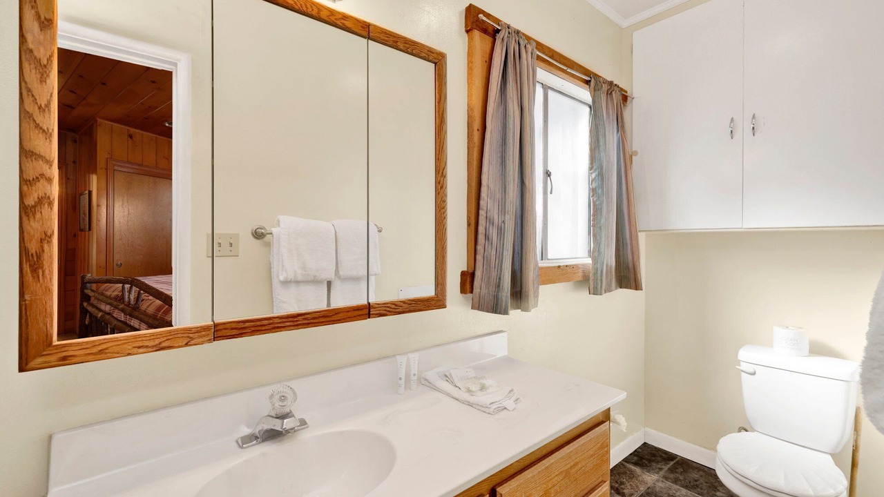 Photo of Bathroom in Big Bear Lake