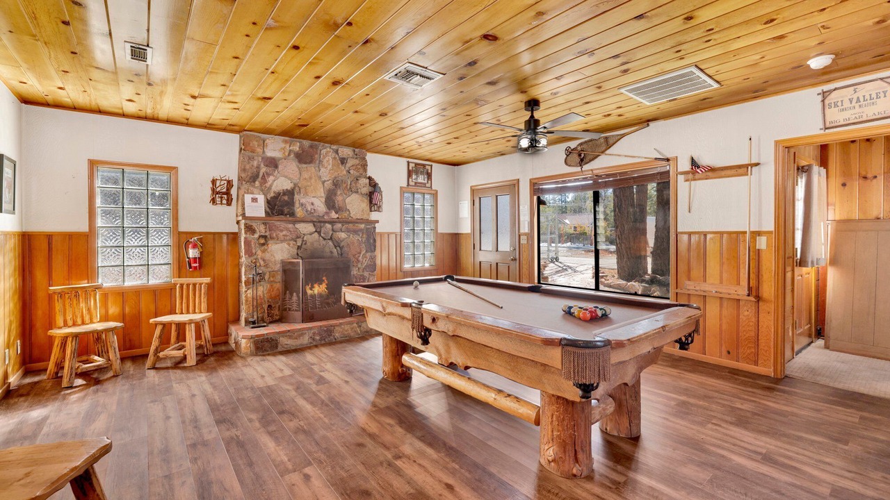 Photo of Bedroom in Big Bear Lake