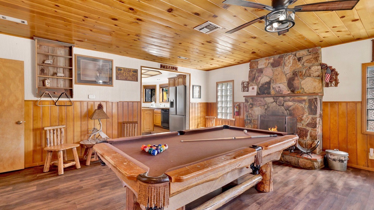 Photo of Bedroom in Big Bear Lake
