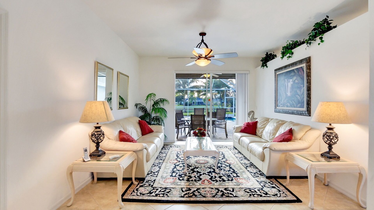Photo of Bedroom in Central Naples
