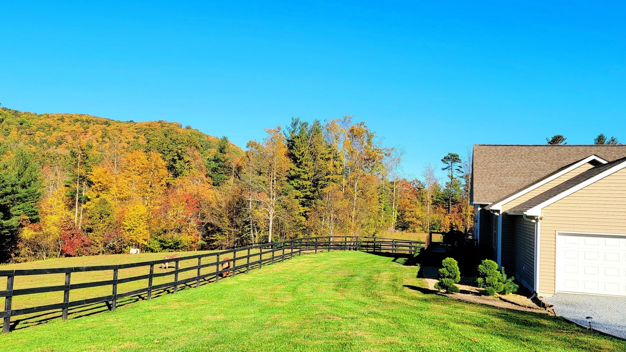 Photo of Outdoor in Hendersonville