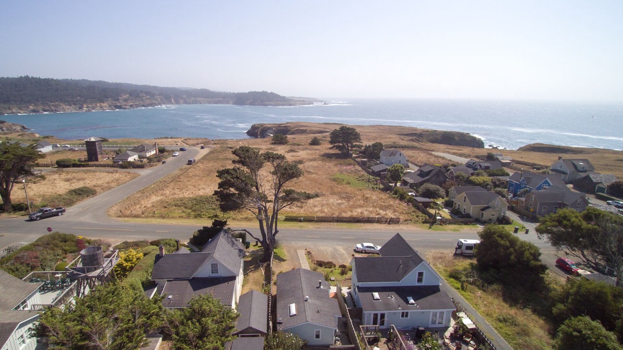 Photo of Others in Mendocino