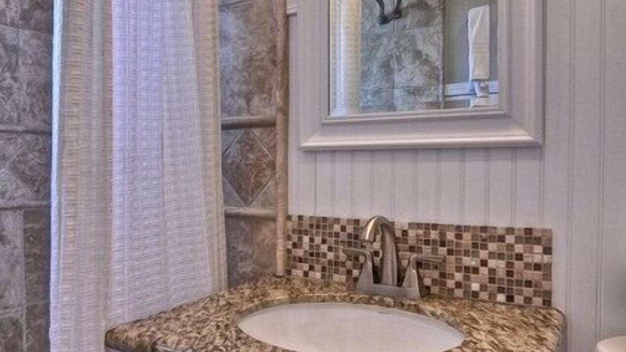 Photo of Bathroom in Corona del Mar