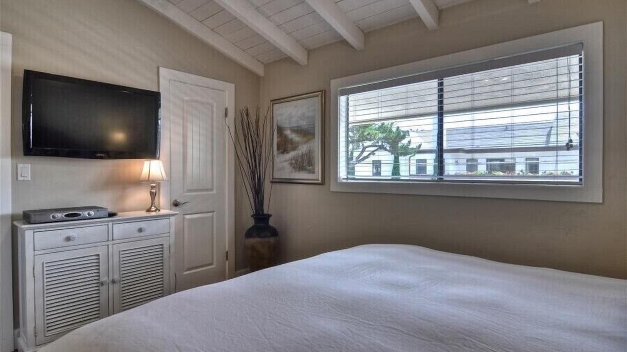 Photo of Bedroom in Corona del Mar