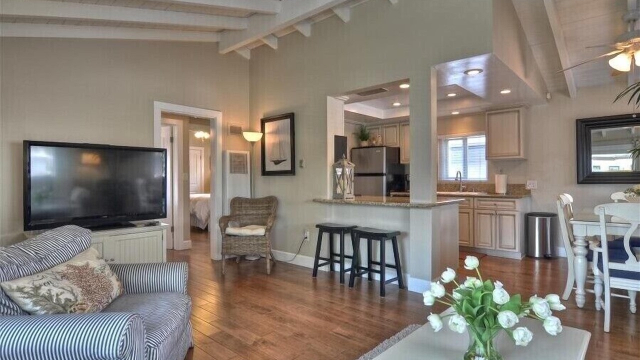 Photo of Livingroom in Corona del Mar