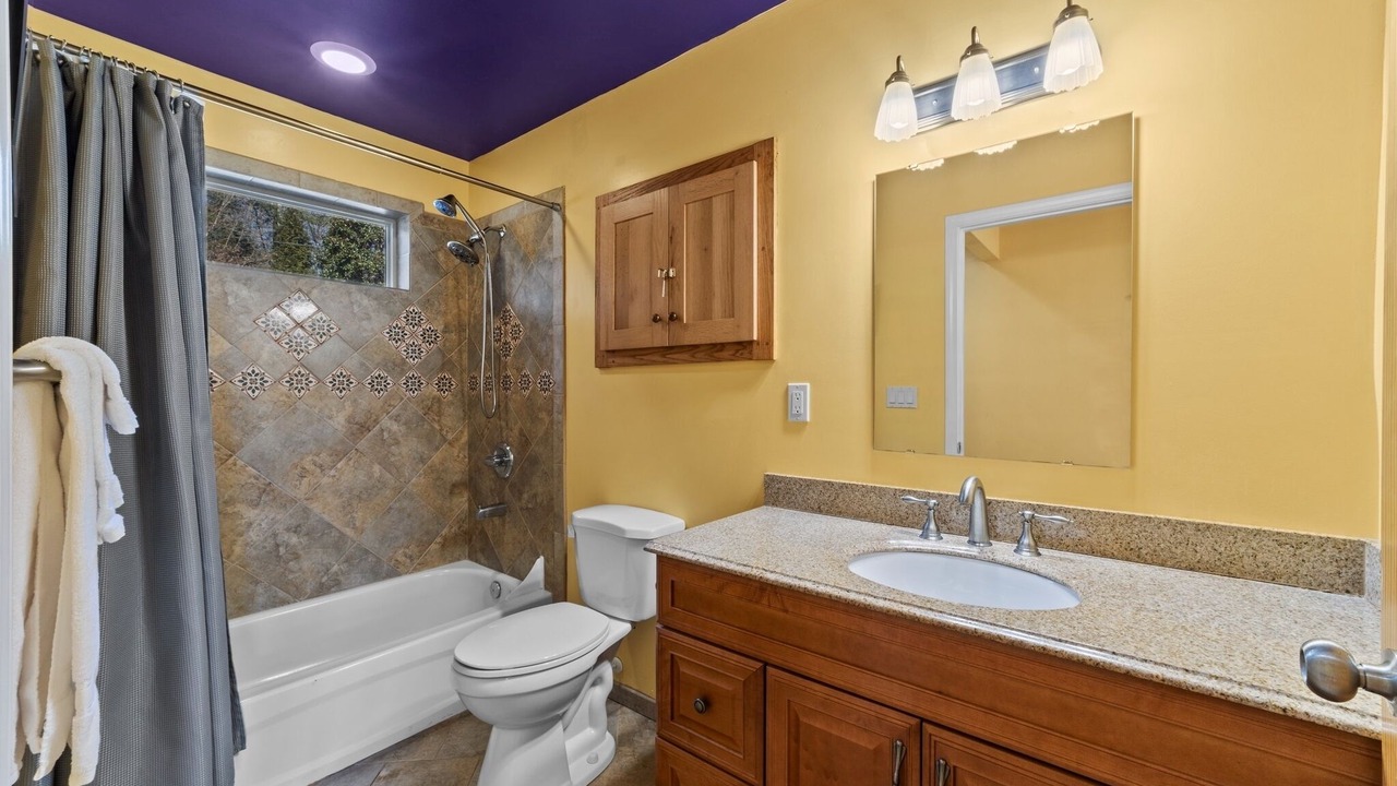 Photo of Bathroom in Barium Springs