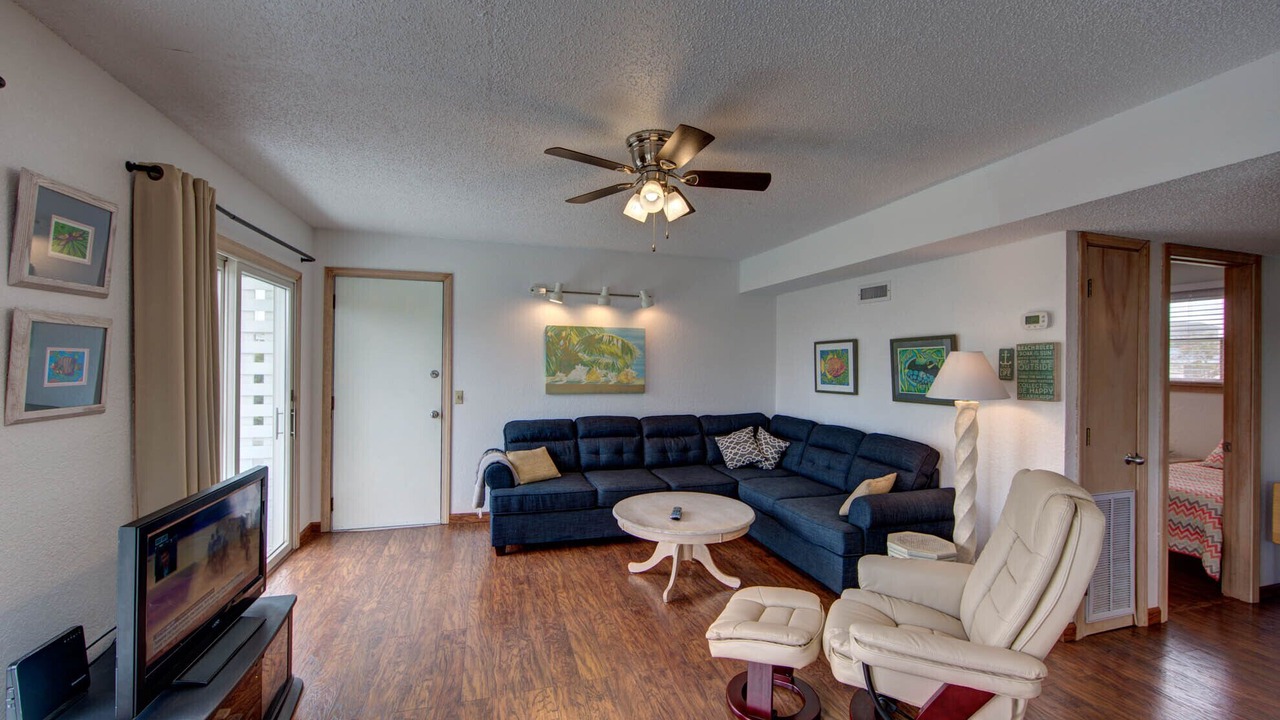 Photo of Livingroom in Avon
