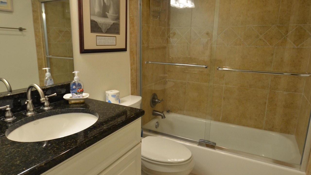 Photo of Bathroom in Ono Island
