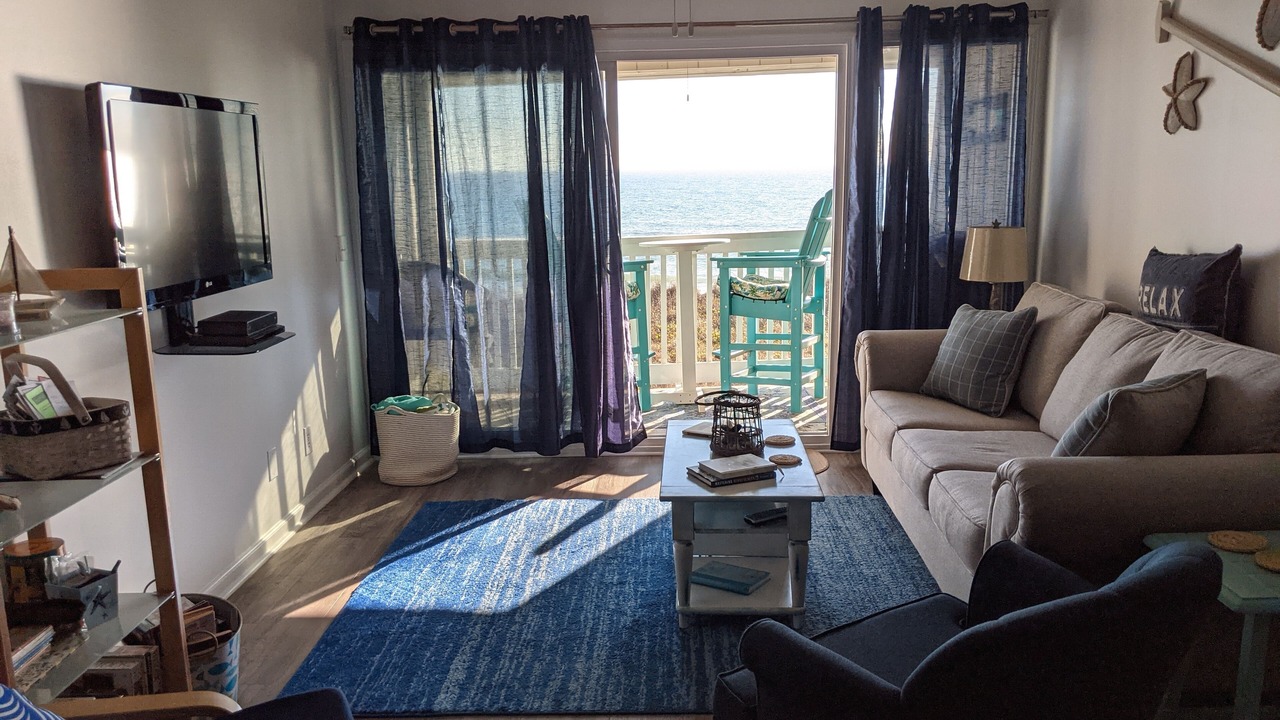 Photo of Livingroom in North Carolina Coast