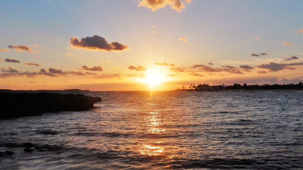 Photo of Others in Paradise Island