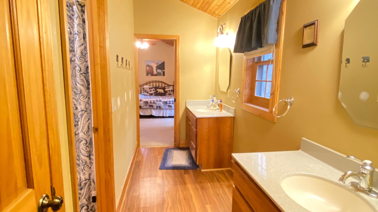 Photo of Bathroom in Blowing Rock