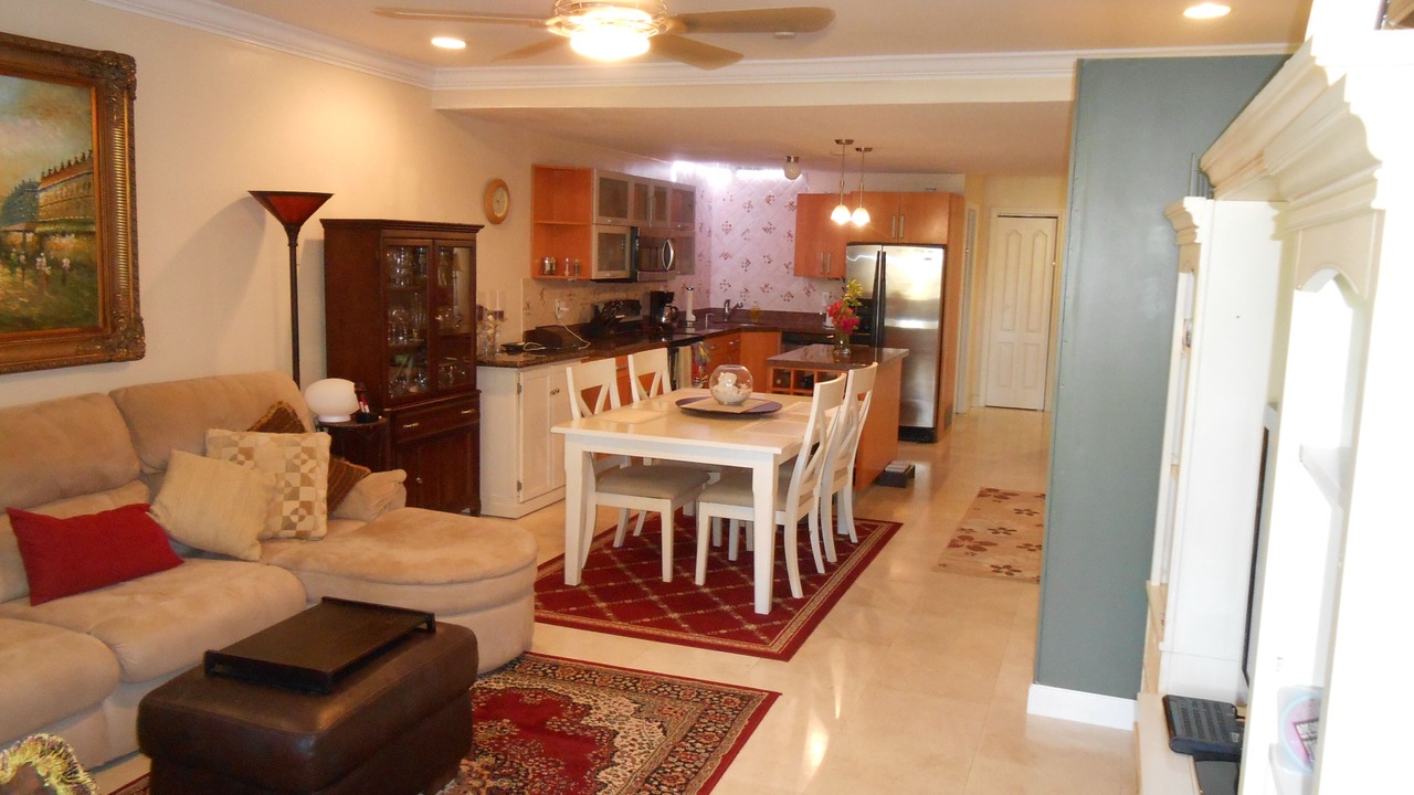 Photo of Livingroom in Bell Channel Bay