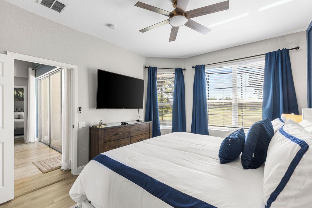 Photo of Bedroom in Windsor Hills