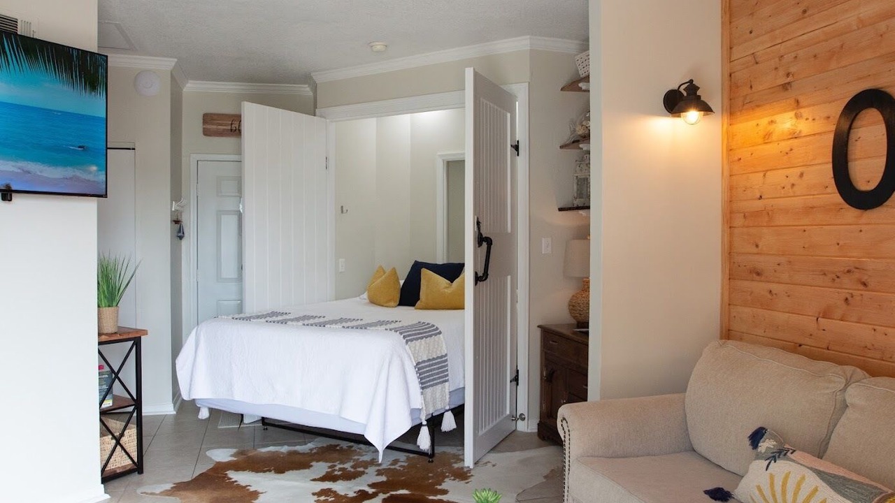 Photo of Bedroom in Orange Beach East