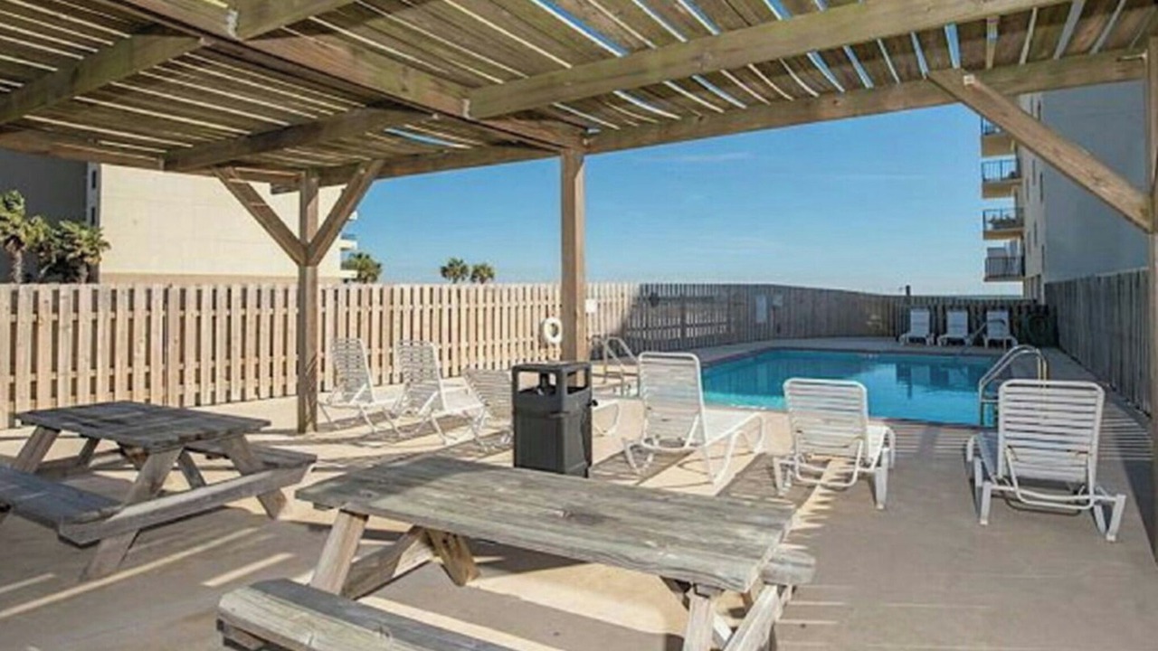 Photo of Outdoor in Orange Beach East