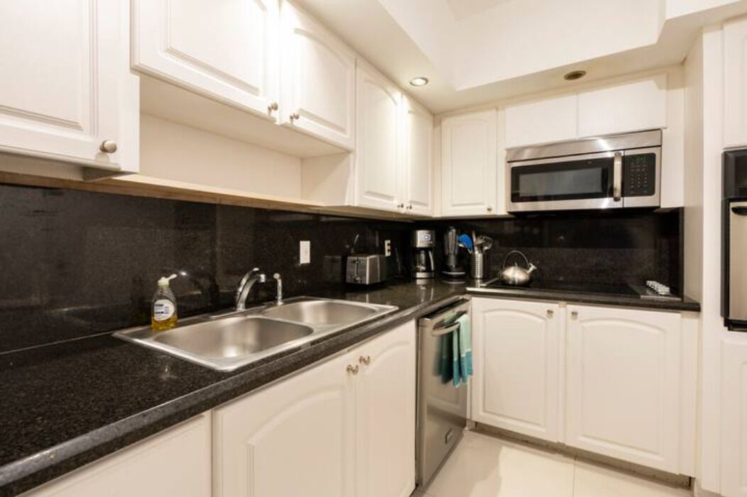 Photo of Kitchen in Hollywood South Central Beach