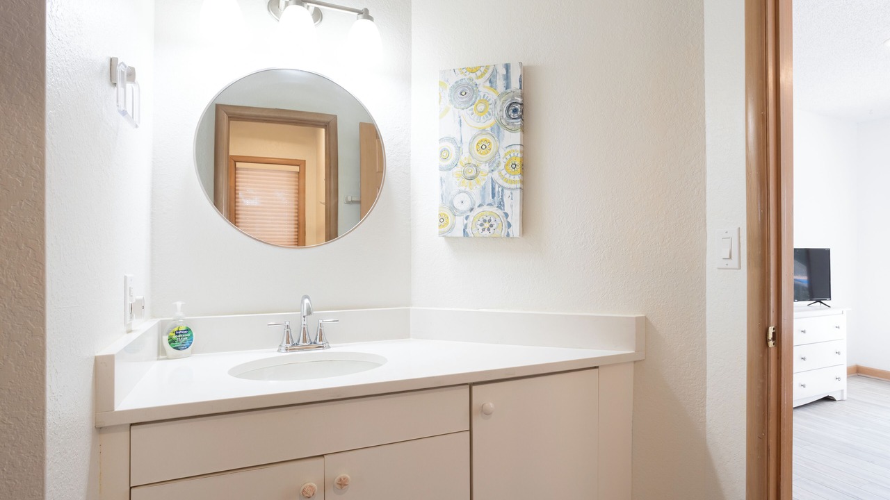 Photo of Bathroom in Monteray Shores