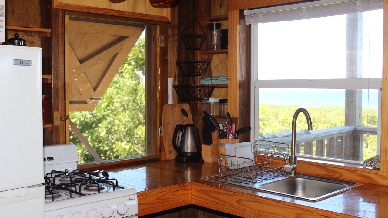 Photo of Kitchen in Gregory Town
