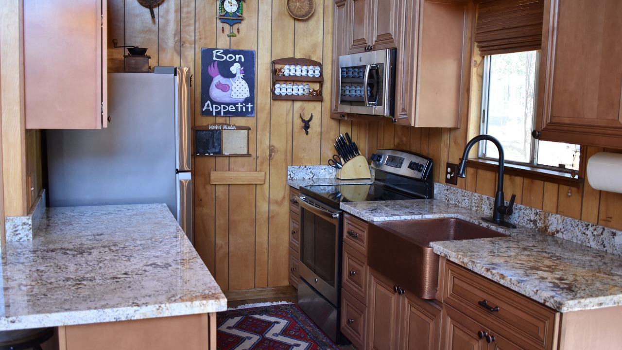 Photo of Kitchen in Groveland