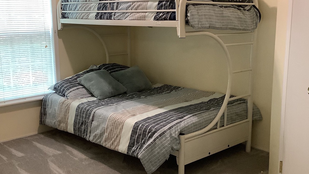 Photo of Bedroom in Wise