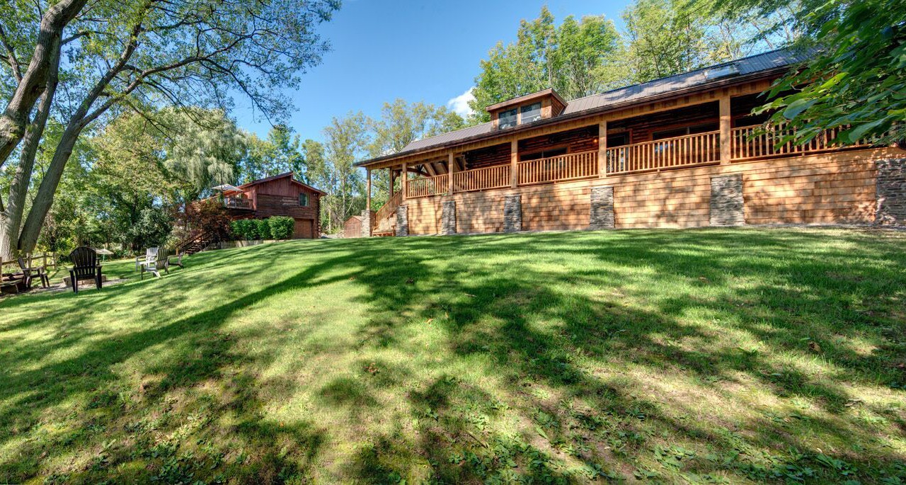 Photo of Outdoor in Lansing