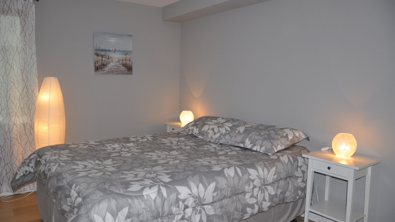 Photo of Bedroom in Silver Strand