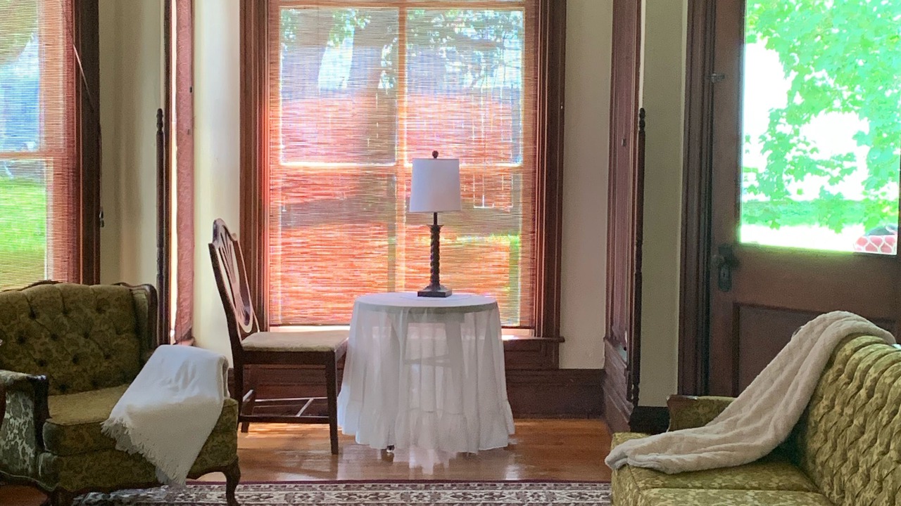 Photo of Livingroom in Dexter