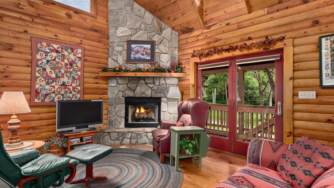 Photo of Livingroom in Weaverville