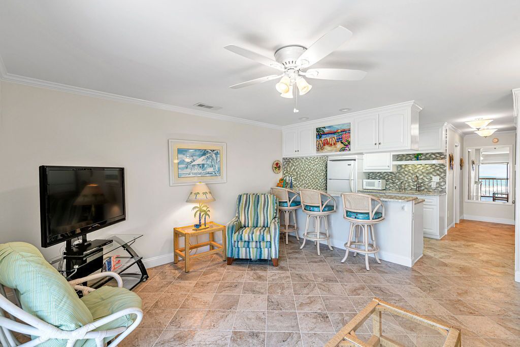 Photo of Livingroom in Emerald Isle