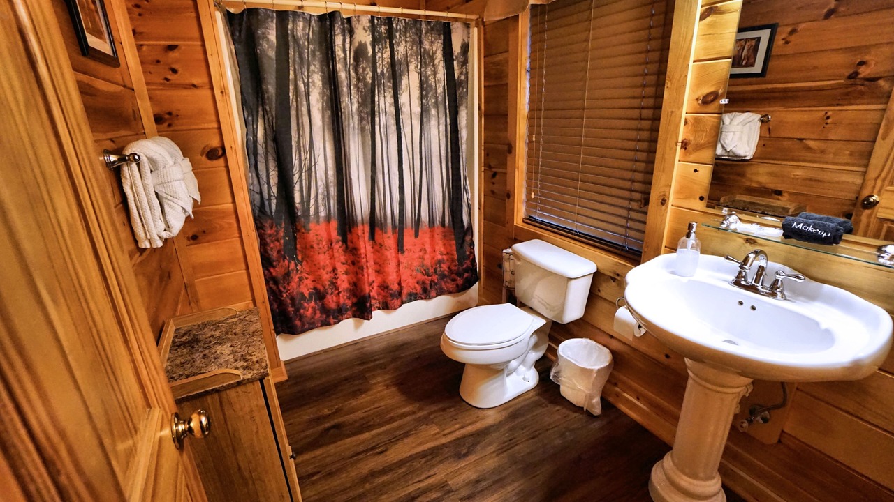 Photo of Bathroom in Pigeon Forge