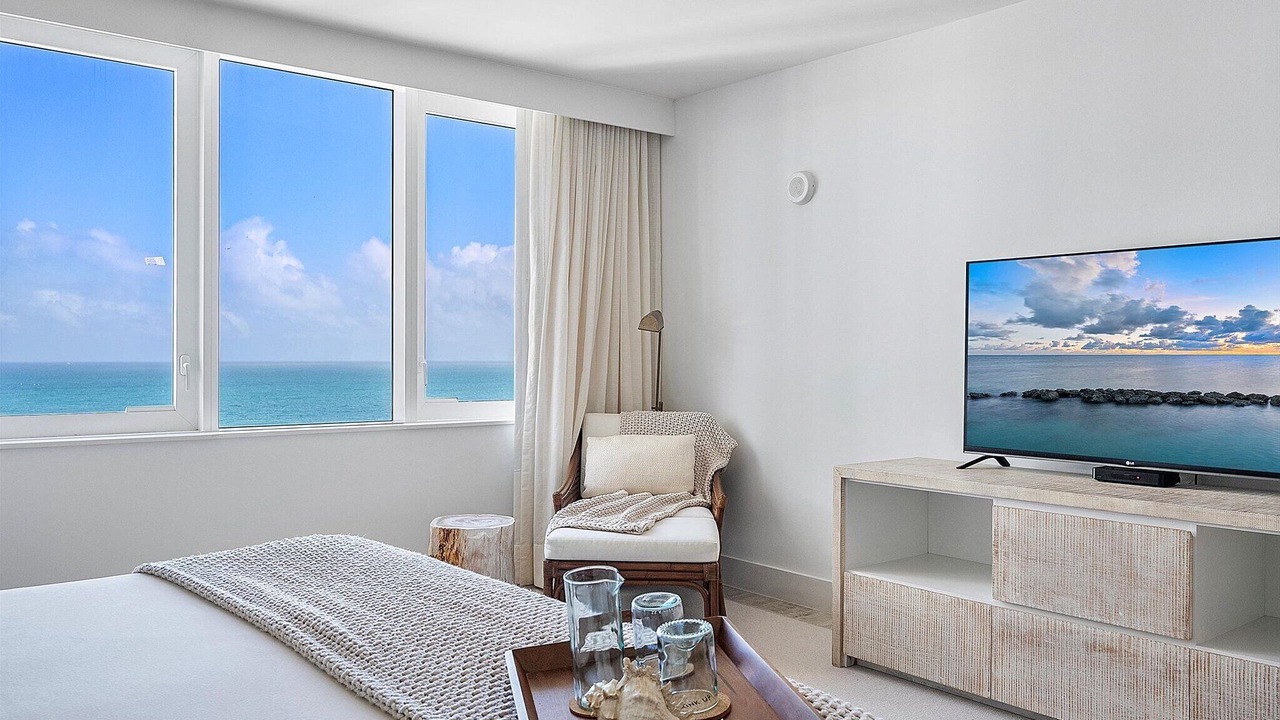 Photo of Bedroom in South Beach