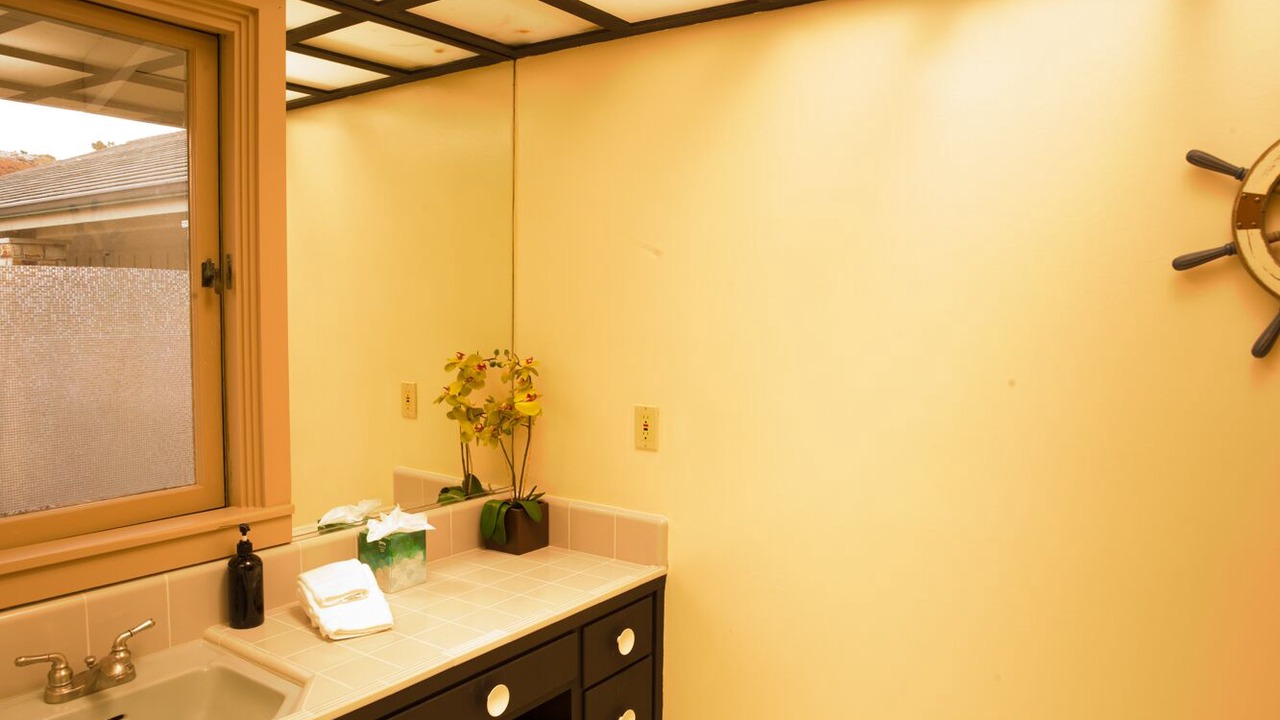 Photo of Bathroom in Del Monte Forest