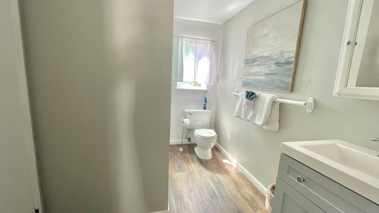 Photo of Bathroom in Callender
