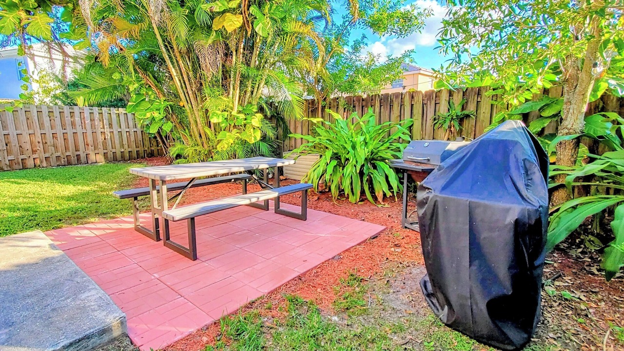 Photo of Outdoor in Pembroke Pines