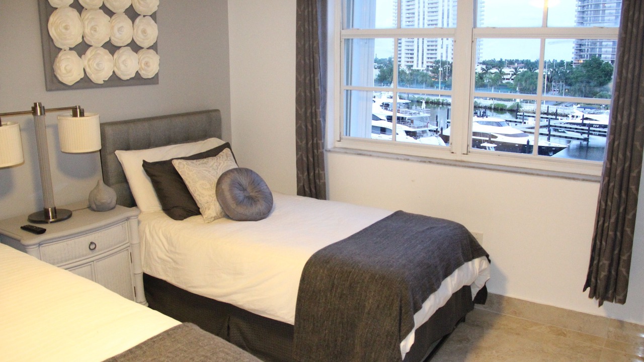 Photo of Bedroom in Aventura
