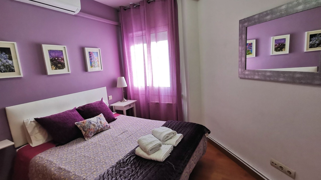 Photo of Bedroom in El Poble-sec