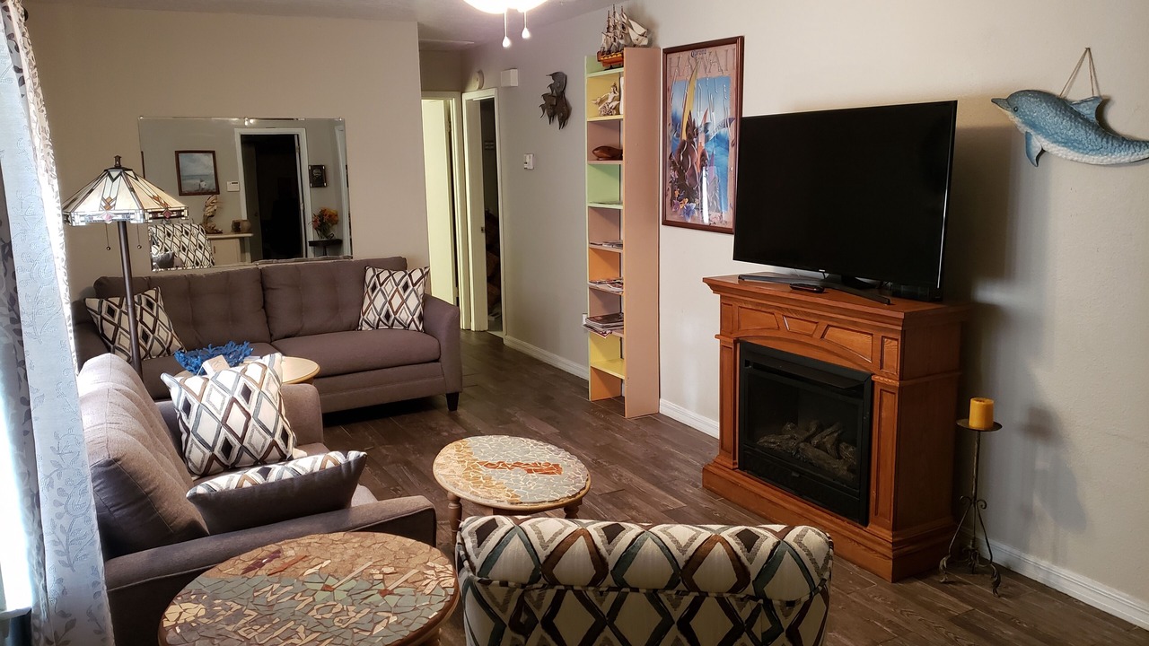 Photo of Livingroom in Gautier