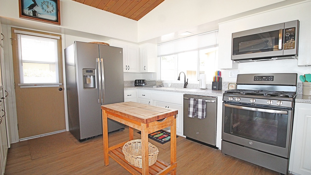 Photo of Kitchen in Oxnard Shores