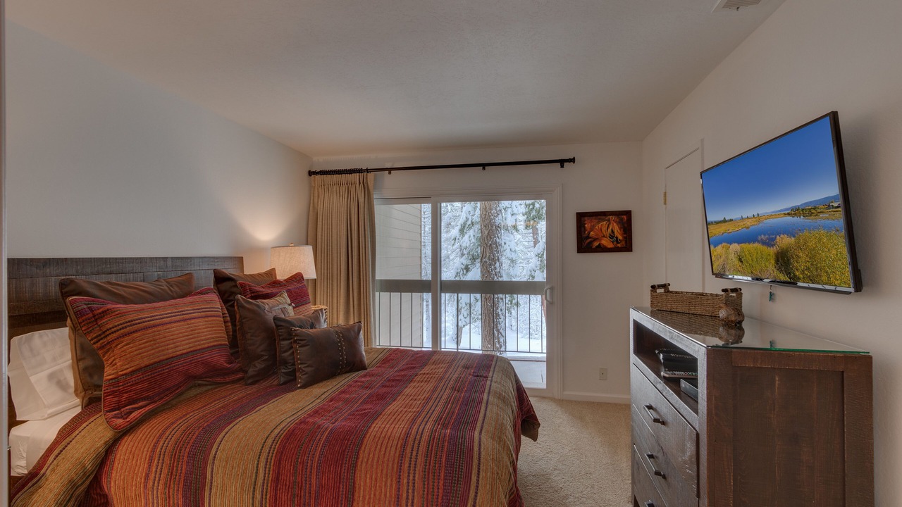 Photo of Bedroom in Carnelian Woods