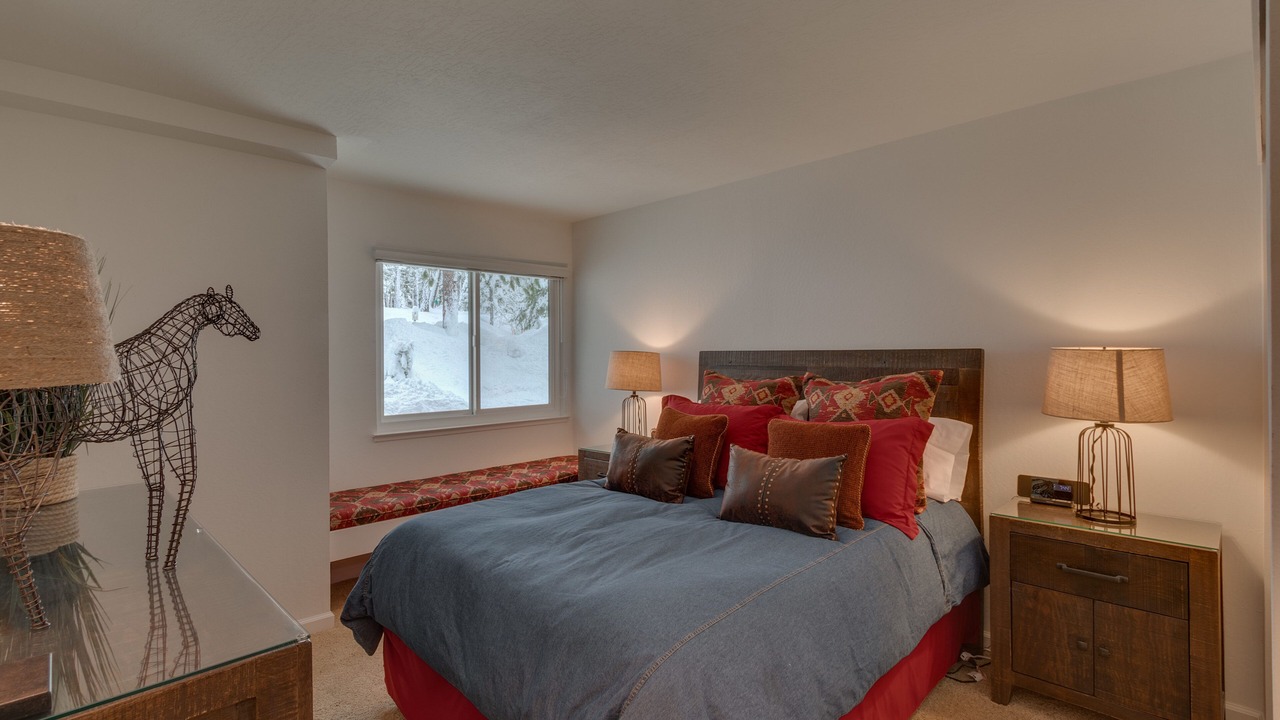 Photo of Bedroom in Carnelian Woods