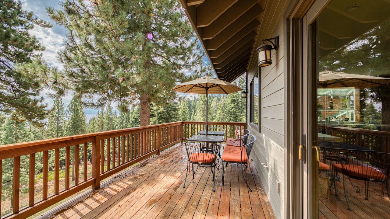 Photo of Outdoor in Kingswood Estates