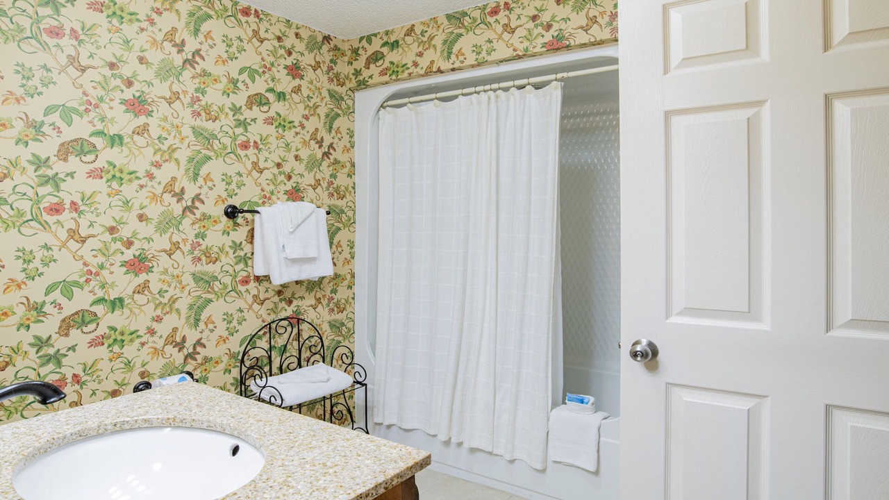 Photo of Bathroom in Orange Beach