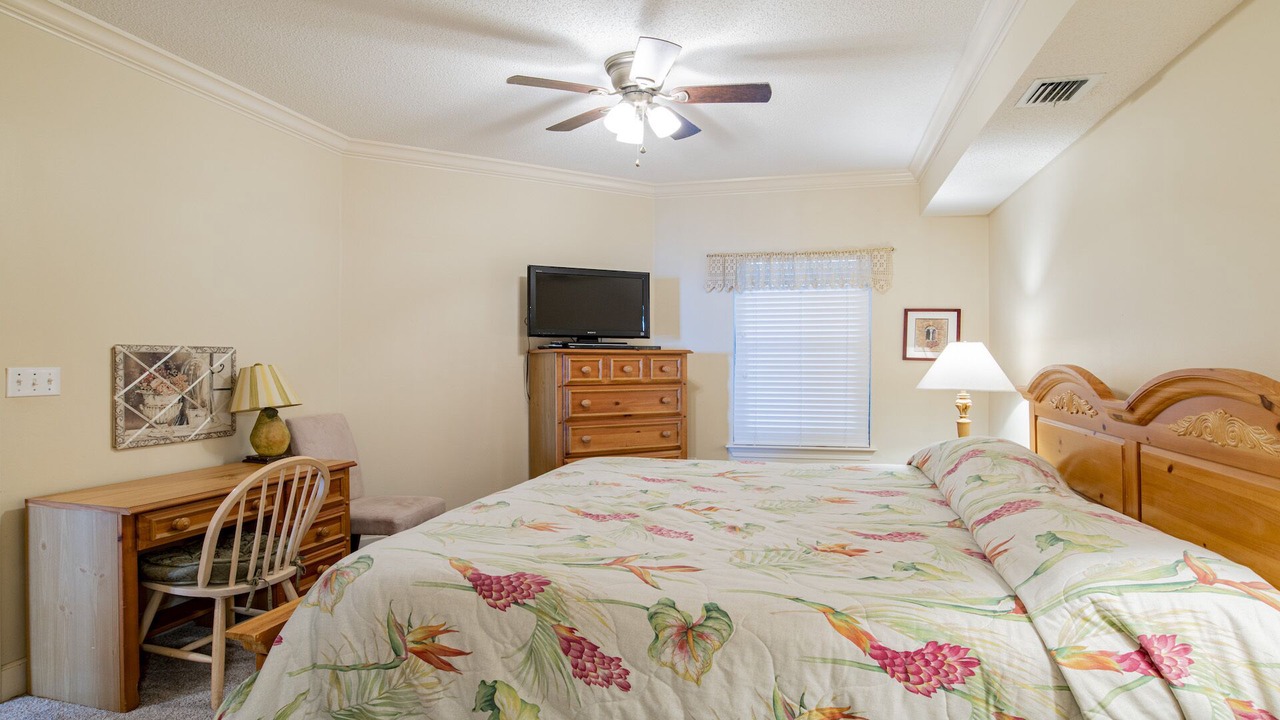 Photo of Bedroom in Orange Beach