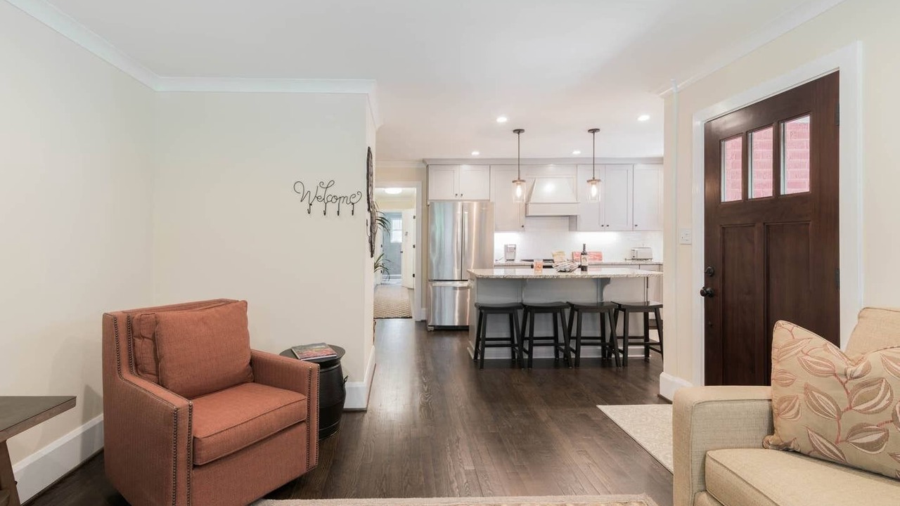 Photo of Livingroom in Plaza Midwood