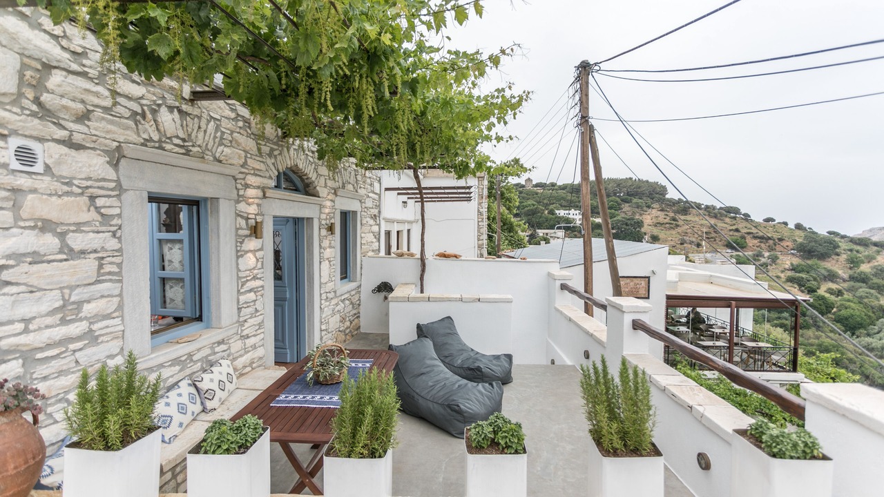 Photo of Outdoor in Aperathos