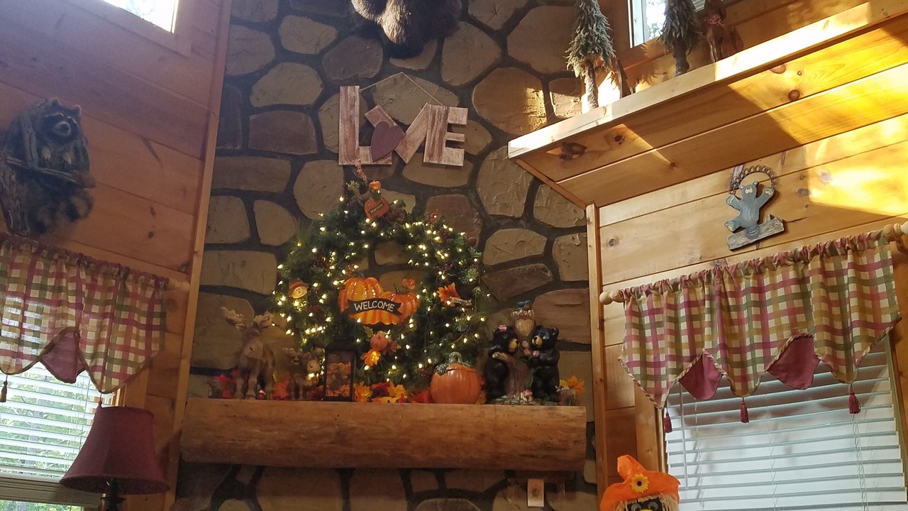 Photo of Bedroom in Gatlinburg - Pigeon Forge