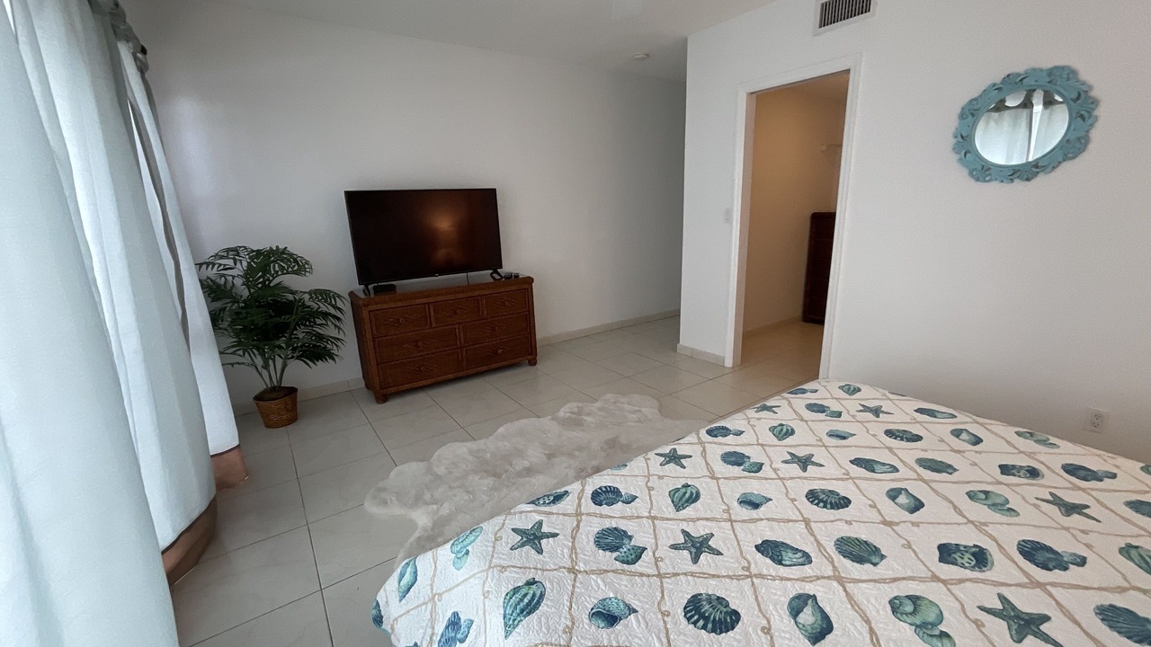 Photo of Bedroom in Bell Channel Bay