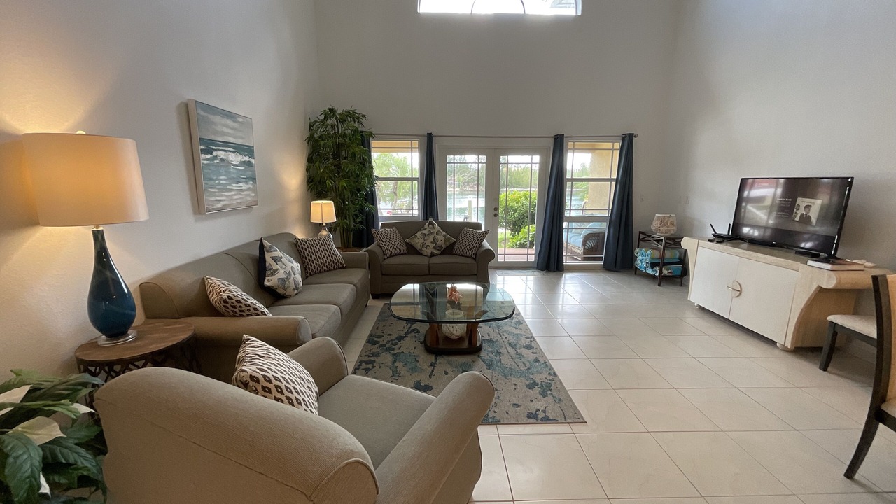 Photo of Livingroom in Bell Channel Bay