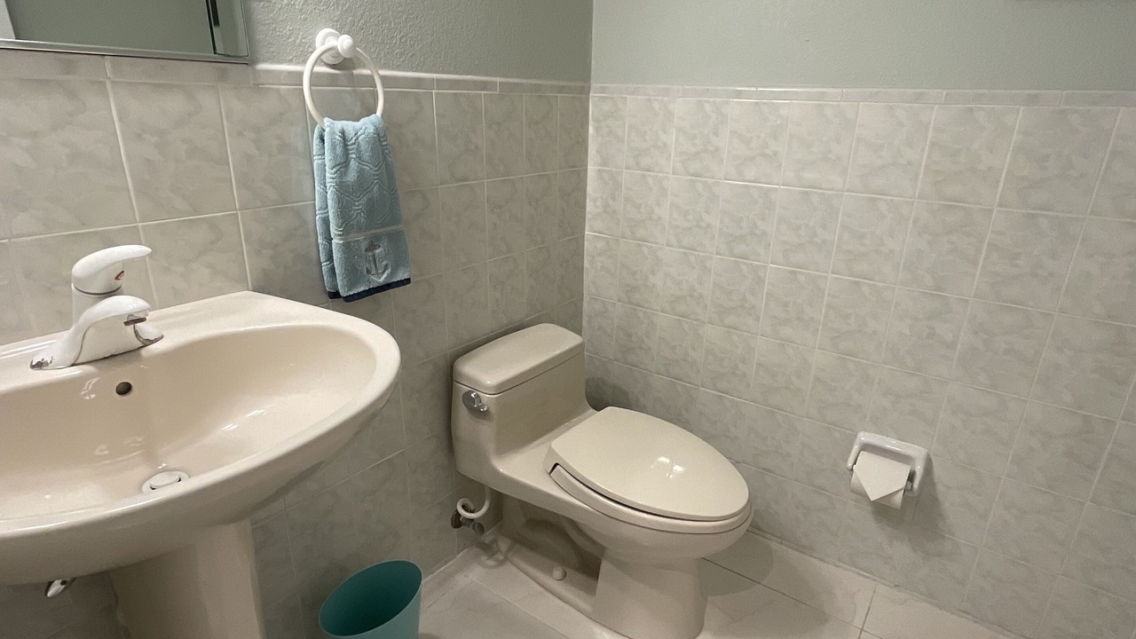 Photo of Bathroom in Bell Channel Bay