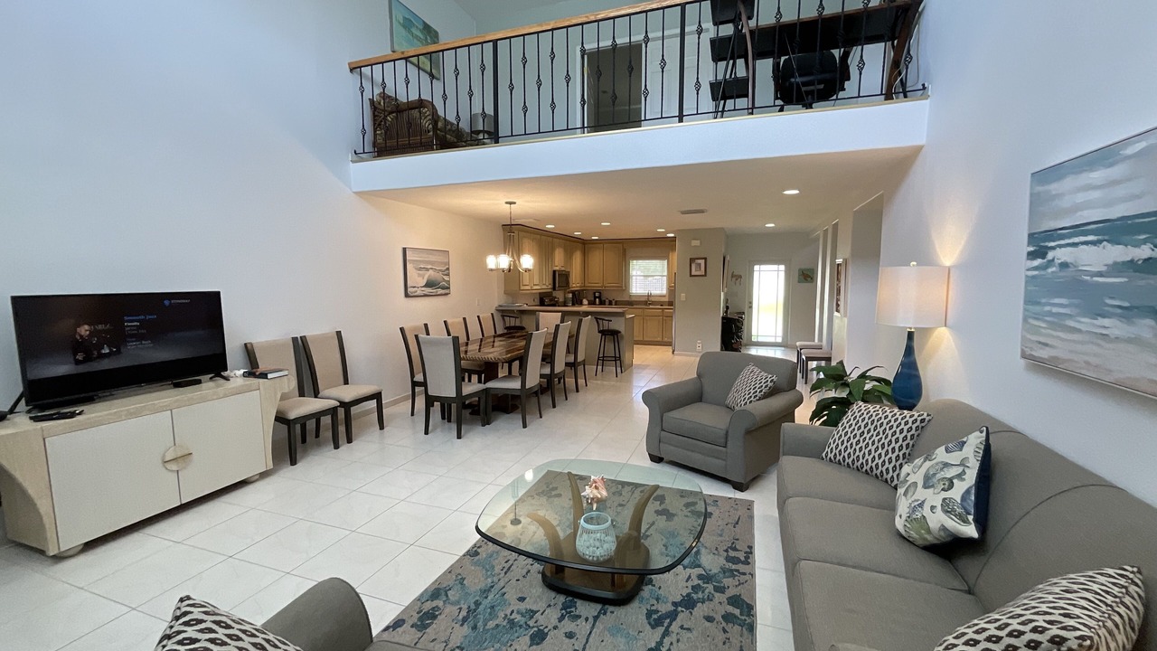 Photo of Livingroom in Bell Channel Bay